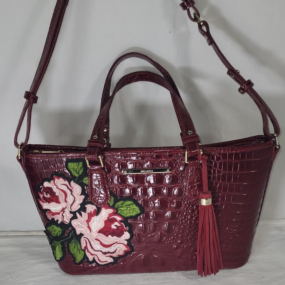 VINTAGE BRAHMIN MINI ASHER CHIANTI ROSSINI EMBROIDERED ROSES PURSE/BAG/TASSEL